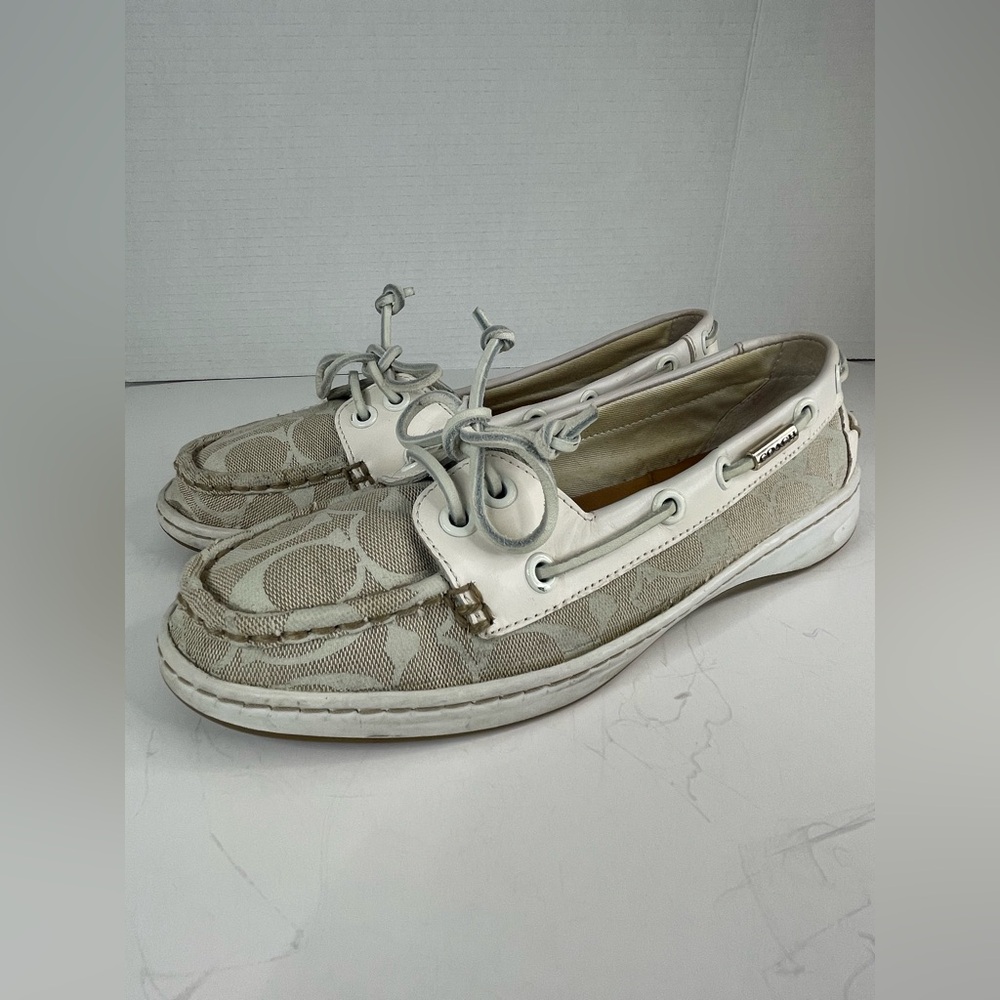 Coach Cream and White Boat Shoes - Picture 5 of 10